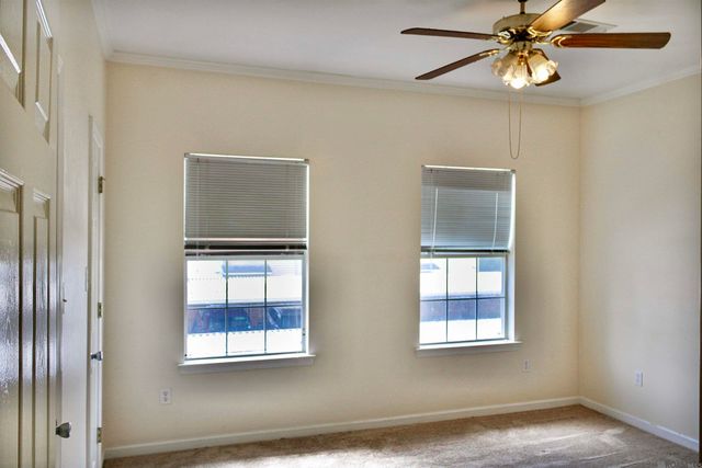 4154 Jefferson Woods Dr, Baton Rouge, LA 70809