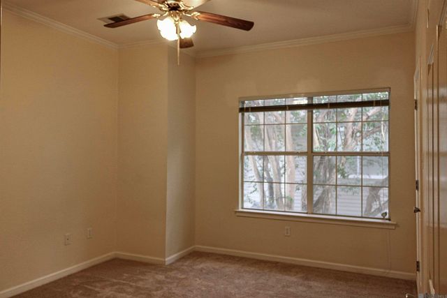 4154 Jefferson Woods Dr, Baton Rouge, LA 70809