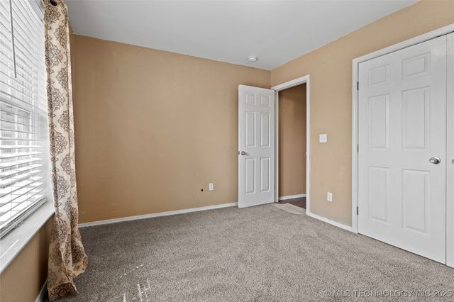 1320 Evergreen Street, Lone Grove, OK 73443