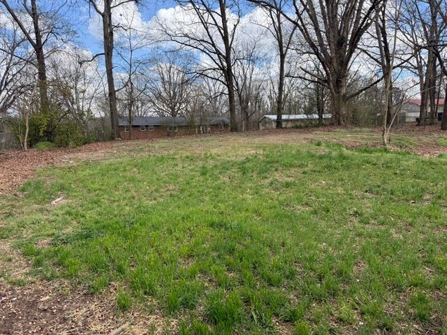 82 Virginia Avenue, Rossville, GA 30741