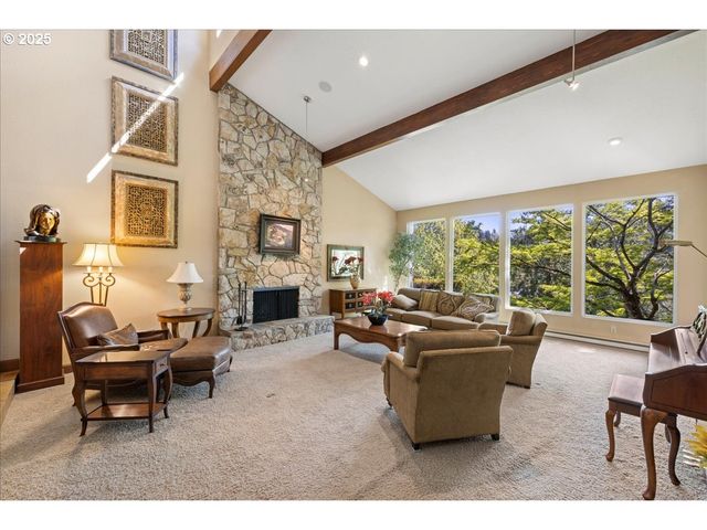 524 RIDGEWAY Rd, Lake Oswego, OR 97034
