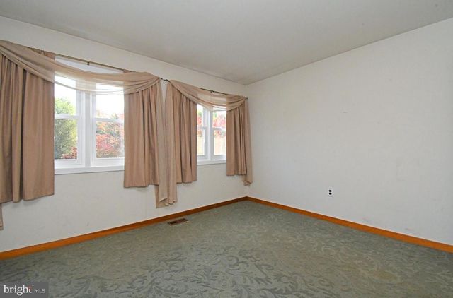 1601 CLARK DR, Yardley, PA 19067