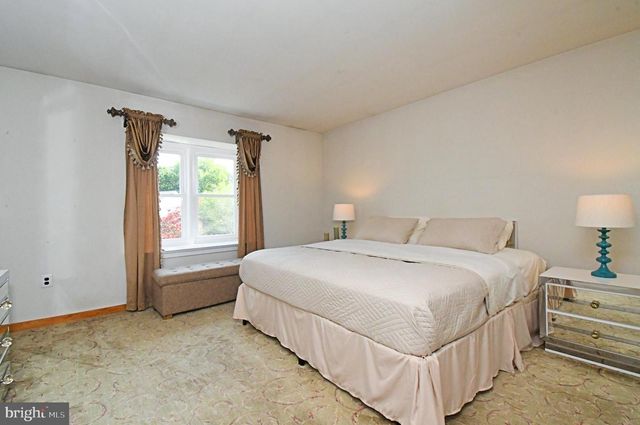 1601 CLARK DR, Yardley, PA 19067