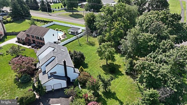 1601 CLARK DR, Yardley, PA 19067