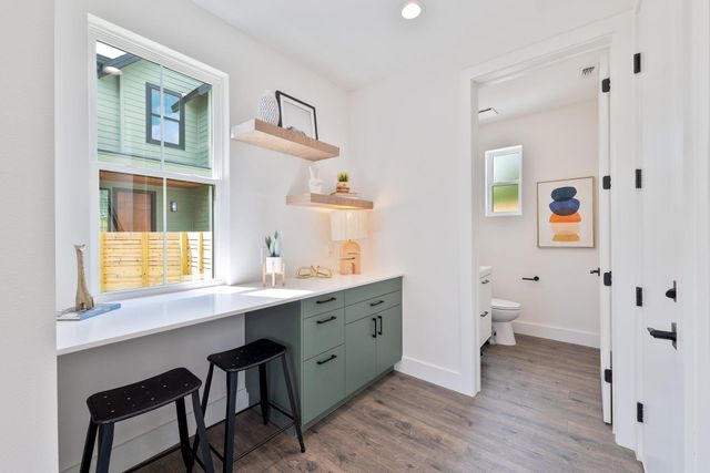 705 Short Kemp ST 1, Austin, TX 78741