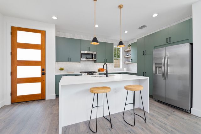 705 Short Kemp ST 1, Austin, TX 78741