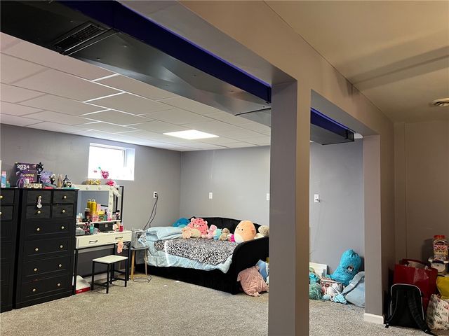 671 York Run Rd, Georges Twp, PA 15478