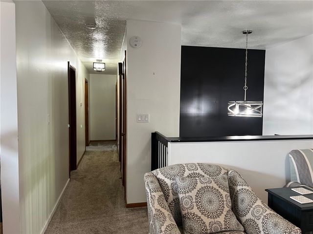 671 York Run Rd, Georges Twp, PA 15478