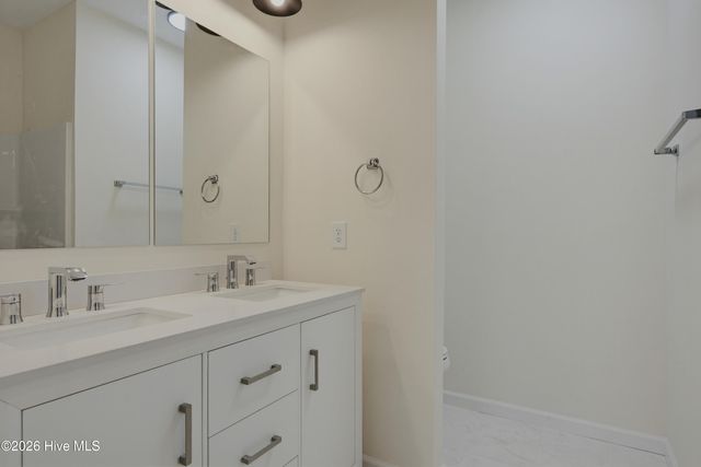 163 Wheeler Creek Road, Sneads Ferry, NC 28460