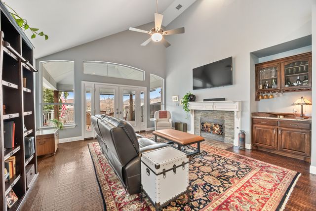 2928 Newport Drive, Rockwall, TX 75032