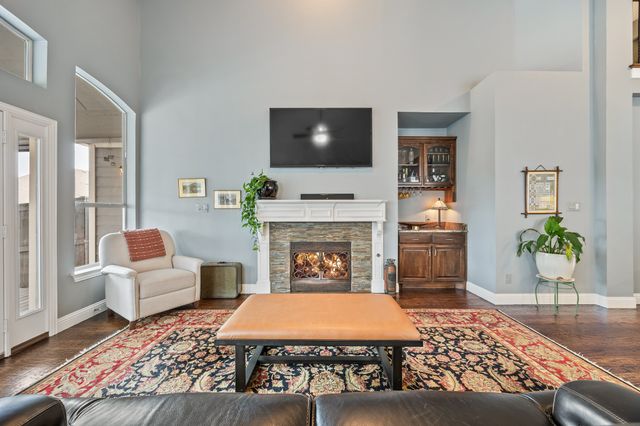 2928 Newport Drive, Rockwall, TX 75032