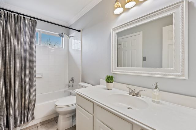 2928 Newport Drive, Rockwall, TX 75032