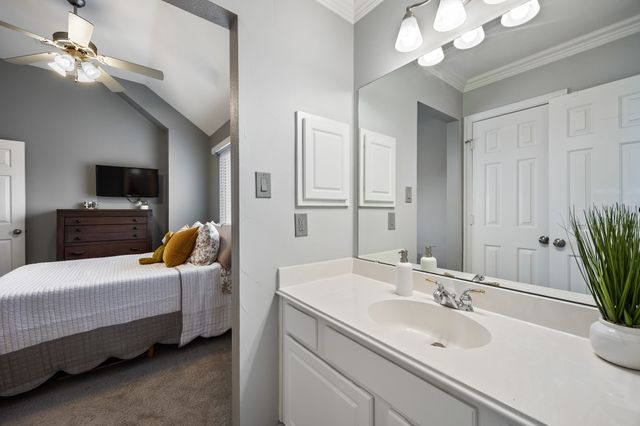 2928 Newport Drive, Rockwall, TX 75032