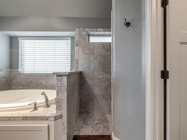 1800 NW 198th Street, Edmond, OK 73012