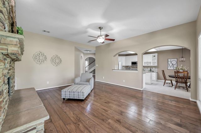 4774 W Fork Boulevard, Conroe, TX 77304