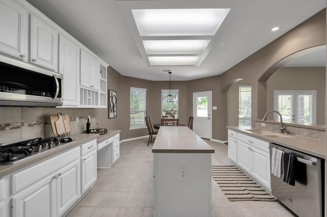 4774 W Fork Boulevard, Conroe, TX 77304