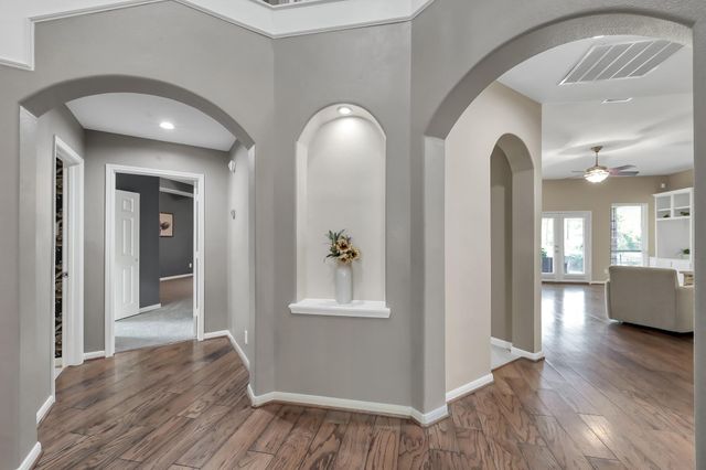 4774 W Fork Boulevard, Conroe, TX 77304