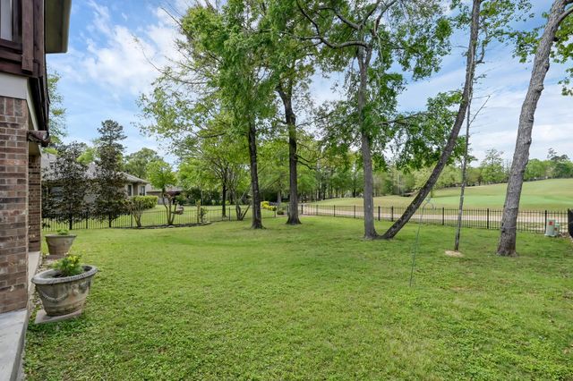 4774 W Fork Boulevard, Conroe, TX 77304