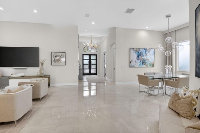 7790 Villa D Este Way, Delray Beach, FL 33446