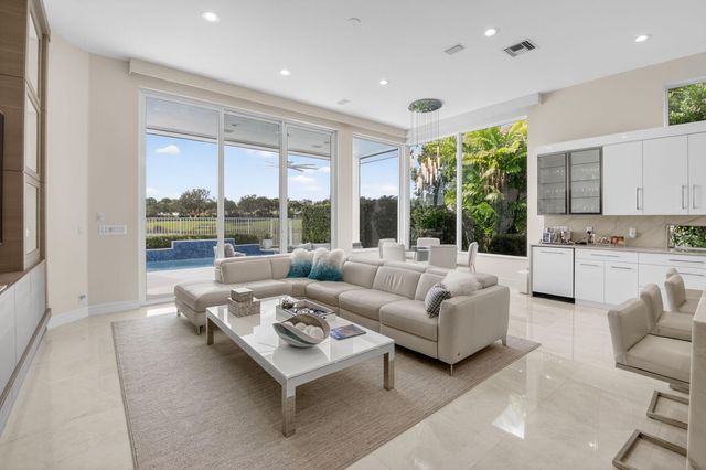 7790 Villa D Este Way, Delray Beach, FL 33446