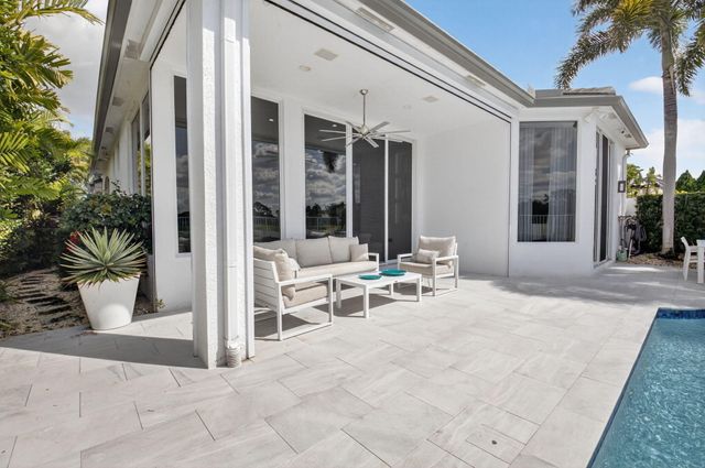 7790 Villa D Este Way, Delray Beach, FL 33446