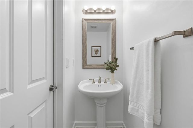 3709 Ashford Creek Hill NE, Atlanta, GA 30319