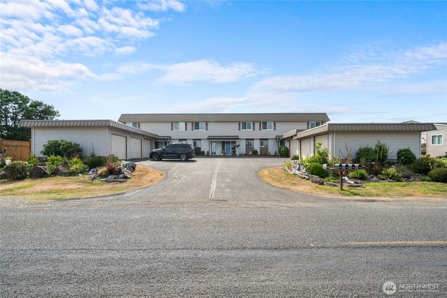 33617 G Street, Ocean Park, WA 98640