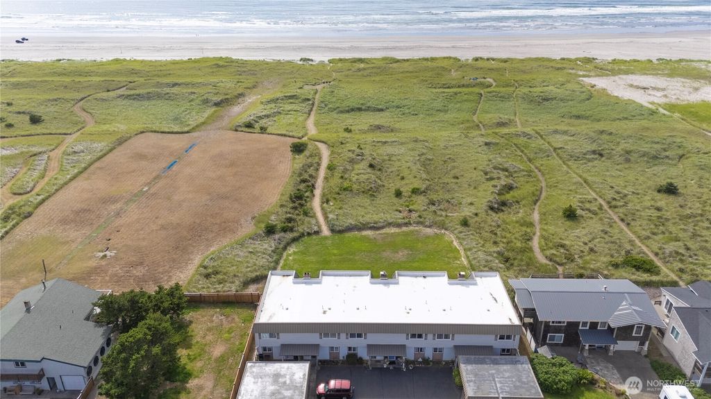 33617 G Street, Ocean Park, WA 98640