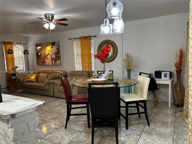 295 NW 189th Ter, Miami Gardens, FL 33169