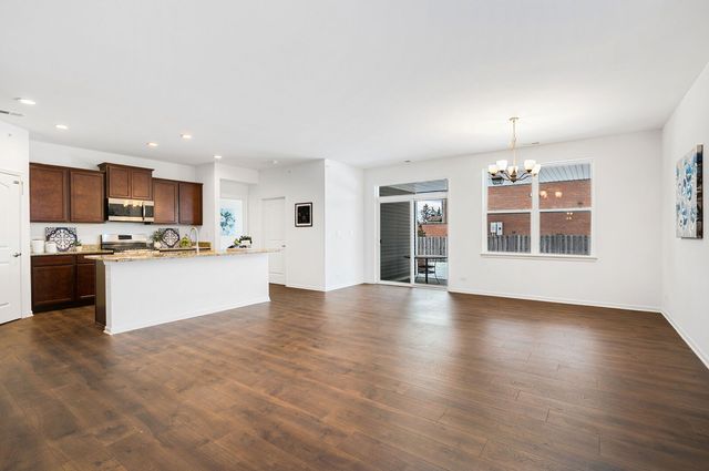 6480 Doral Drive, Gurnee, IL 60031