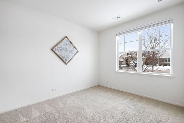 6480 Doral Drive, Gurnee, IL 60031