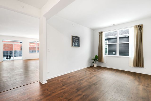 6480 Doral Drive, Gurnee, IL 60031