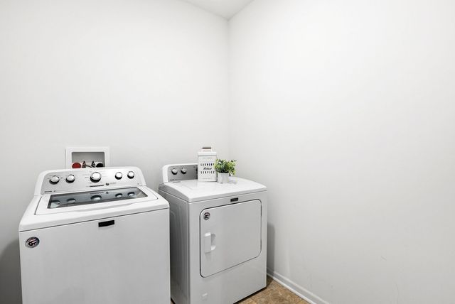 6480 Doral Drive, Gurnee, IL 60031