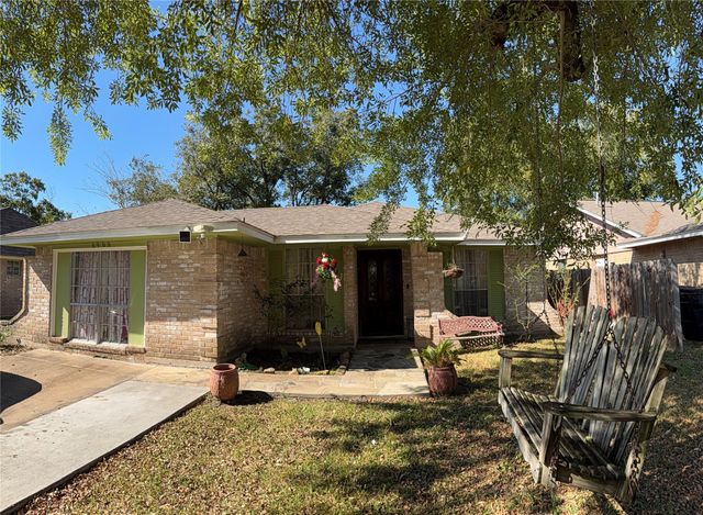 6406 Tall Willow Drive, Houston, TX 77088