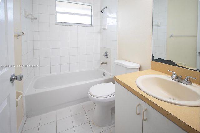 455 NW 14th St, Florida City, FL 33034