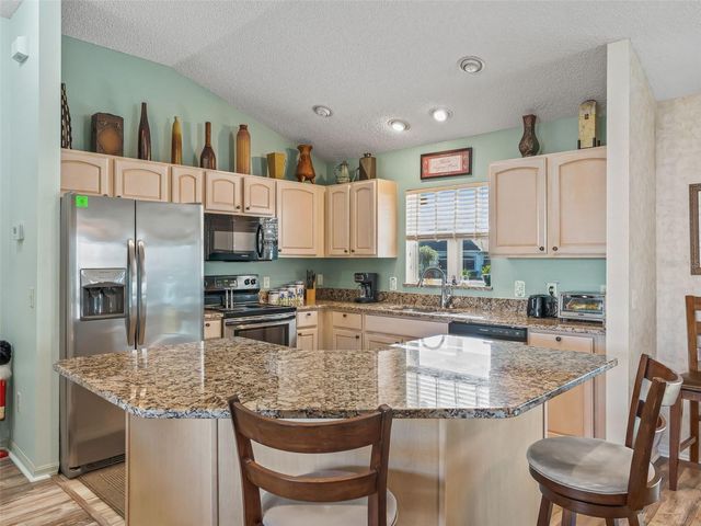 3072 BERWYN WAY, The Villages, FL 32162