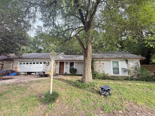 341 Maple Lane, Conroe, TX 77304