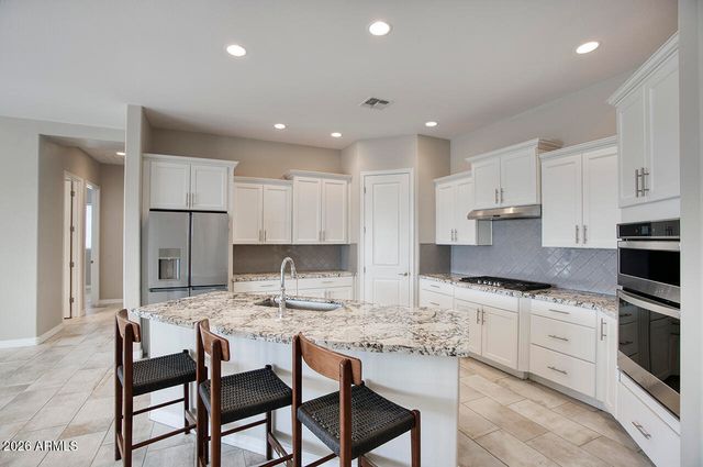 8428 S 16TH Drive, Phoenix, AZ 85041