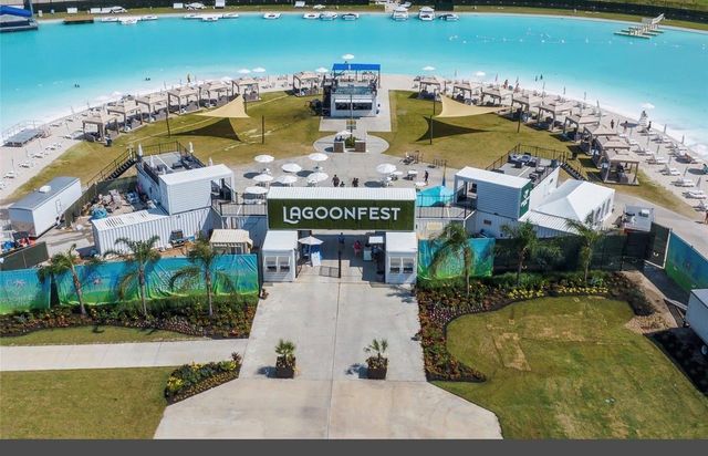 2513 Seneca Lake Drive, Texas City, TX 77568