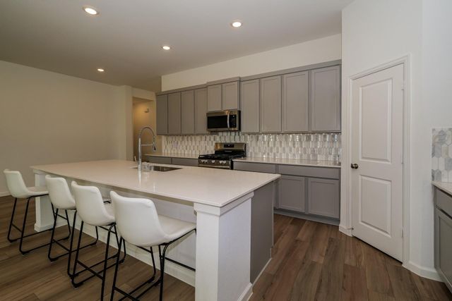 2513 Seneca Lake Drive, Texas City, TX 77568