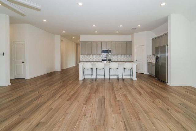 2513 Seneca Lake Drive, Texas City, TX 77568