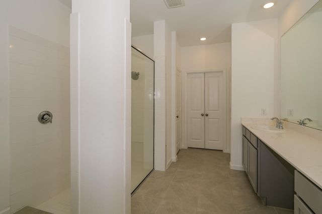 2513 Seneca Lake Drive, Texas City, TX 77568