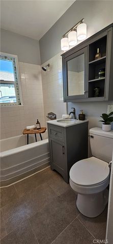 10344 Oro Vista Avenue, Sunland, CA 91040