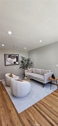 10344 Oro Vista Avenue, Sunland, CA 91040
