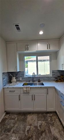 10344 Oro Vista Avenue, Sunland, CA 91040