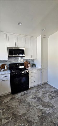 10344 Oro Vista Avenue, Sunland, CA 91040