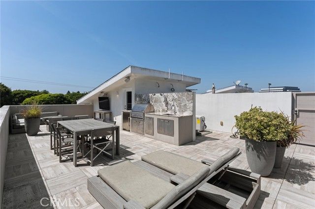 4141 Duquesne Avenue 4, Culver City, CA 90232