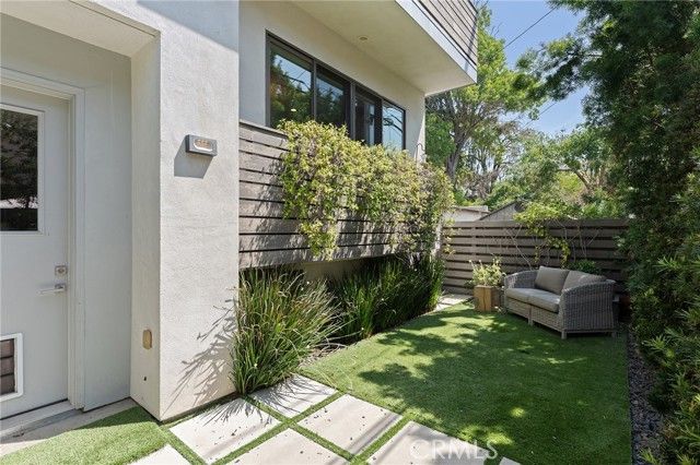 4141 Duquesne Avenue 4, Culver City, CA 90232