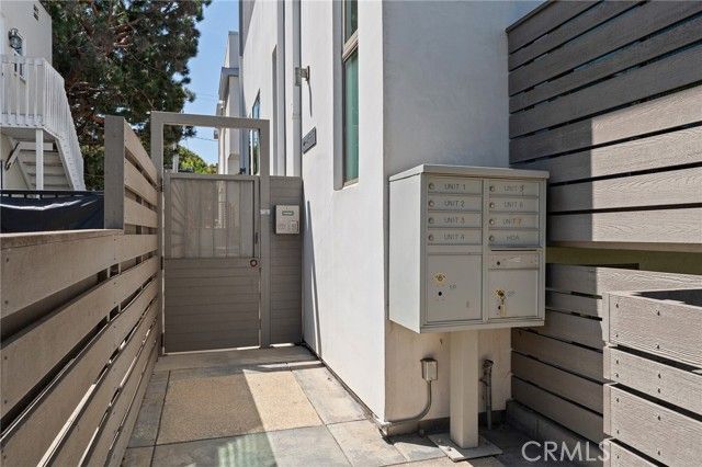 4141 Duquesne Avenue 4, Culver City, CA 90232