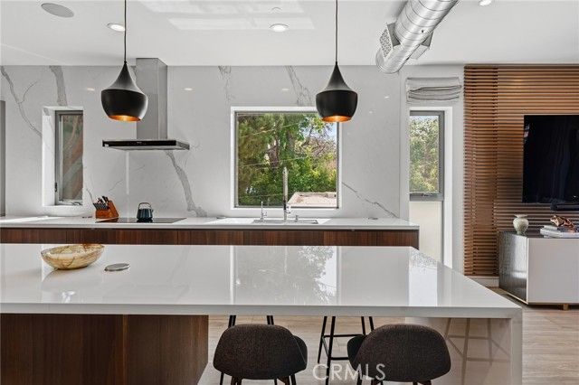 4141 Duquesne Avenue 4, Culver City, CA 90232